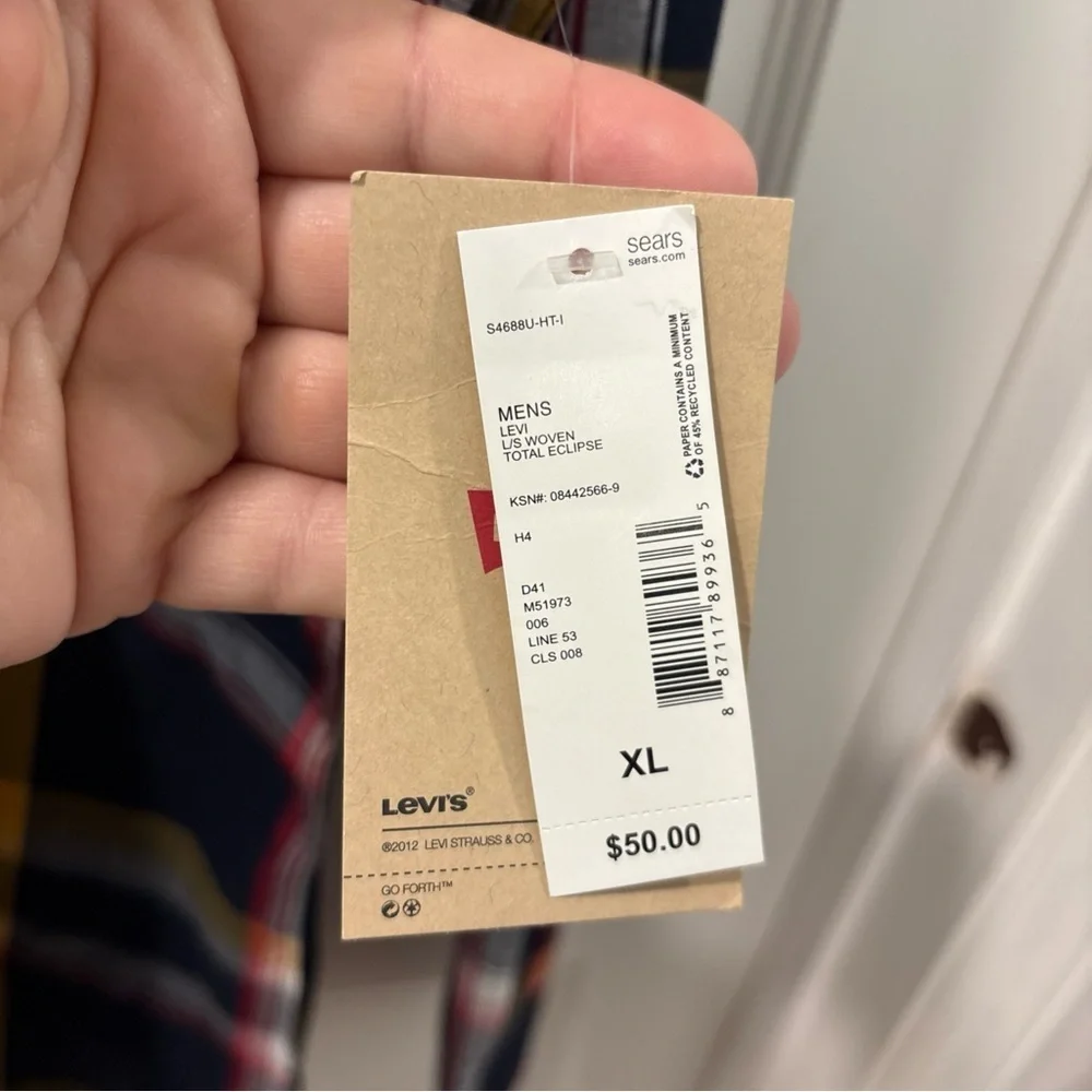 Levi’s Men’s Long Sleeve Woven Button Down Size XL Total Eclipse Plaid NWT